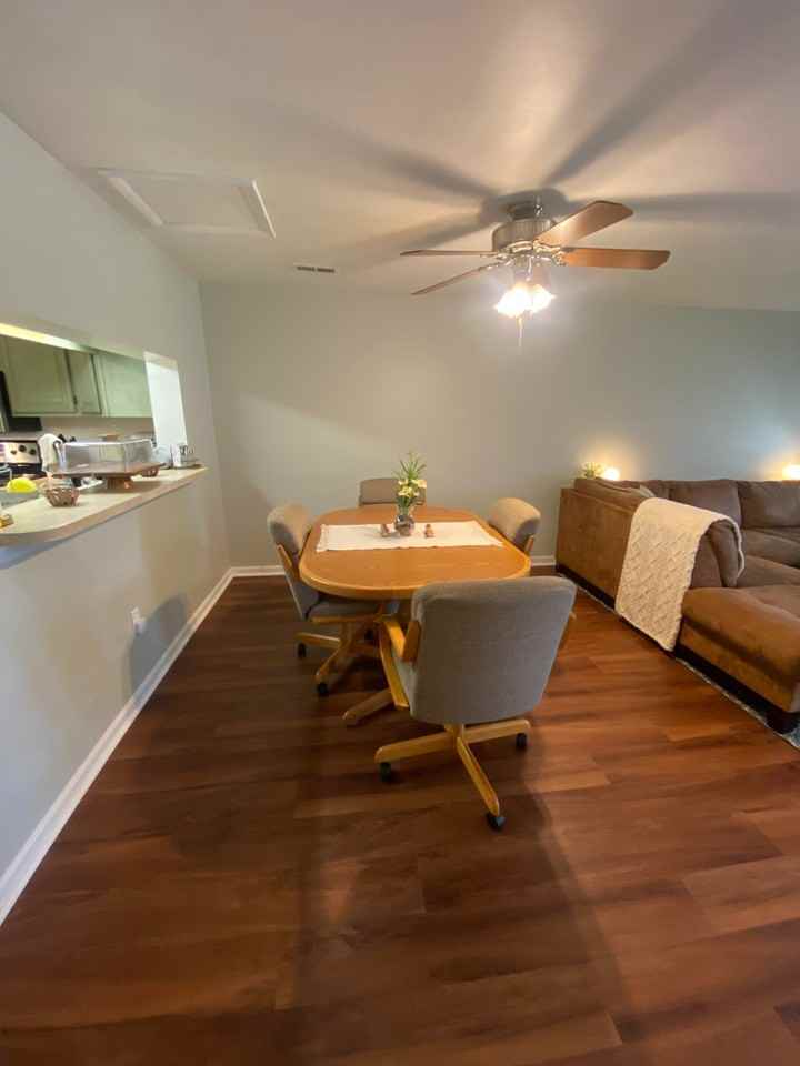 1248 Independence Sq - Photo 6 of 20