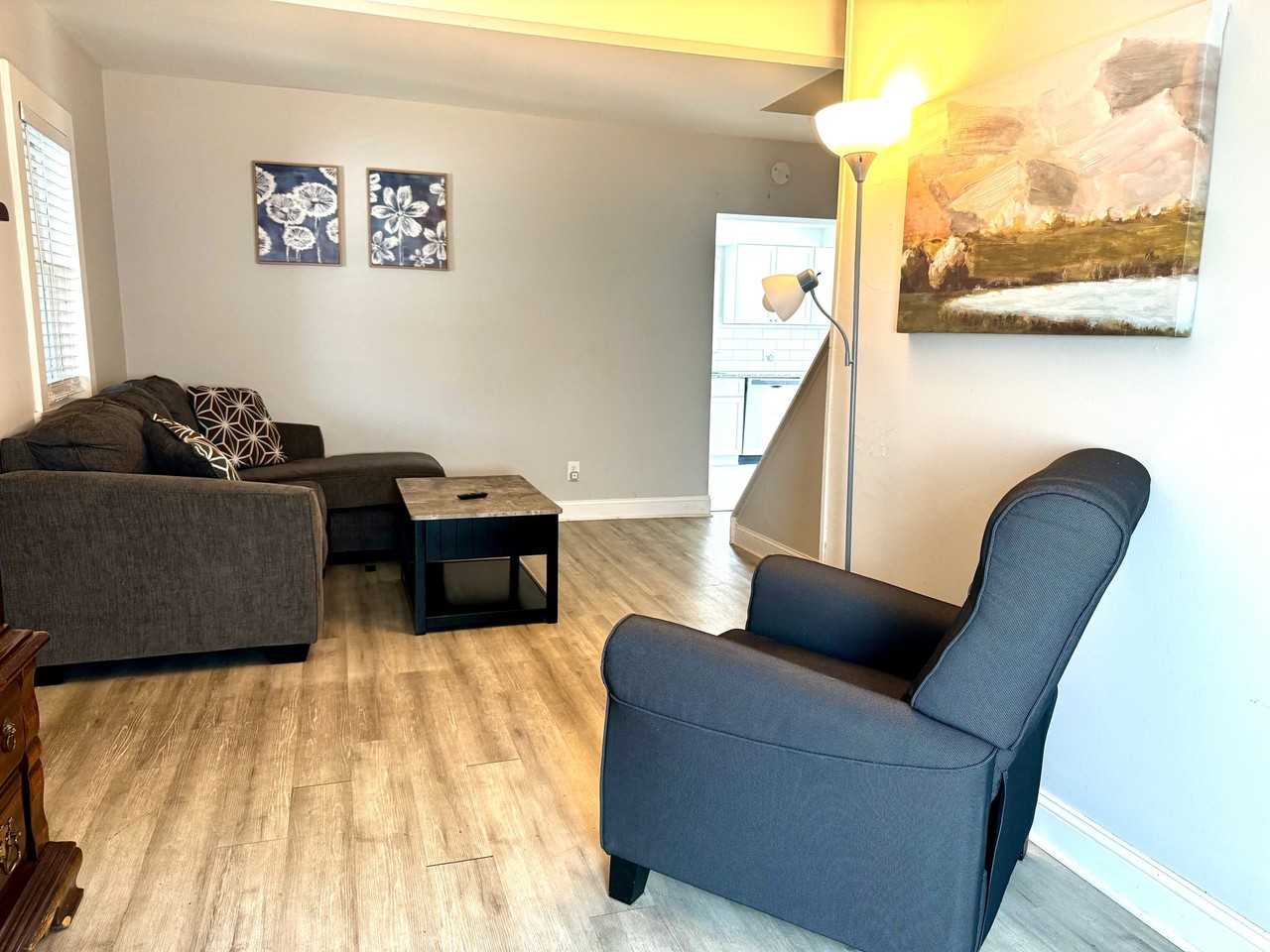 4 Waterman Ave - Photo 3 of 19