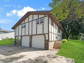 5131 Lakewind Dr - Photo 1 of 1