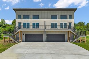 2900 Sw Villa West Dr - Photo 1 of 1