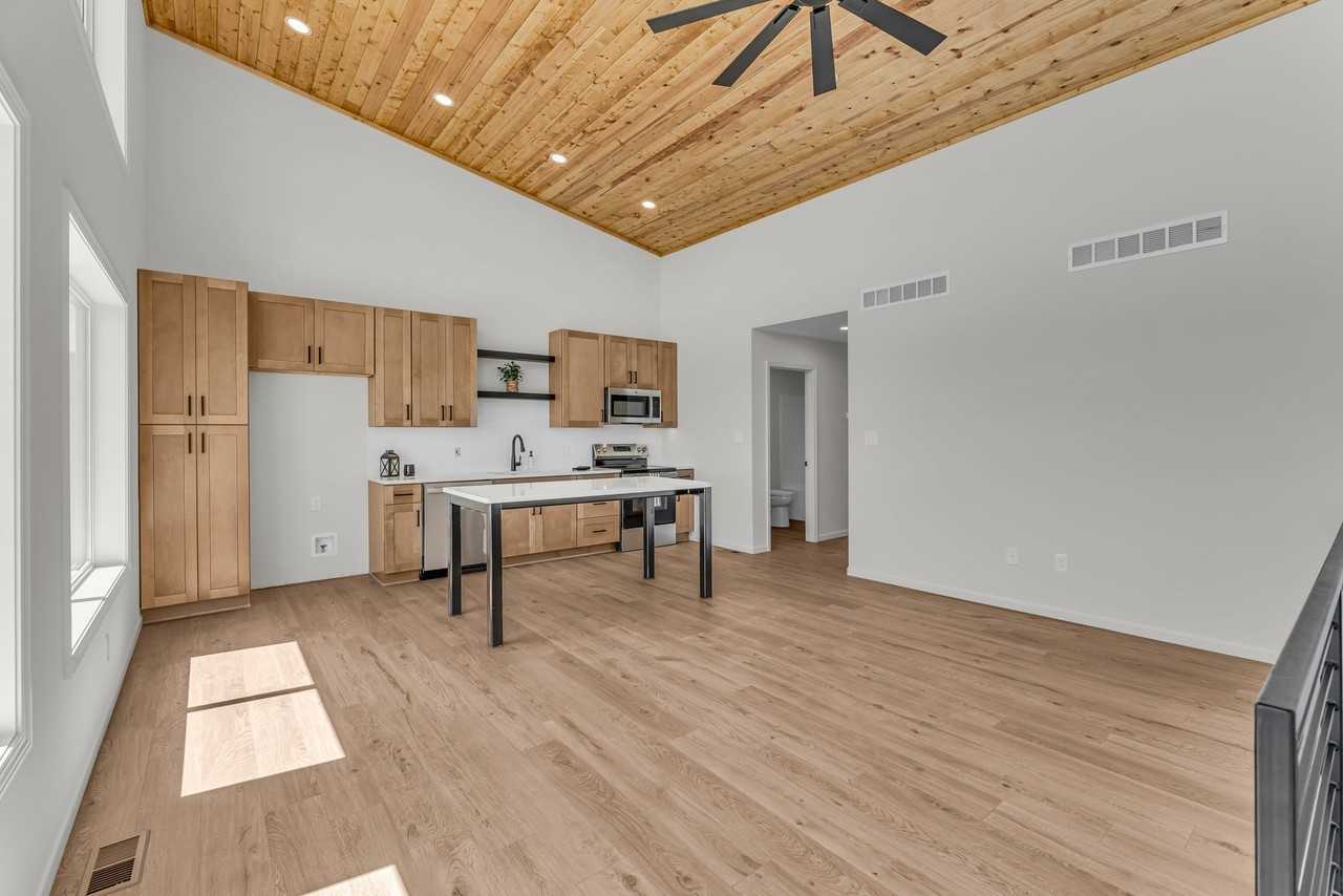 2900 Sw Villa West Dr - Photo 4 of 13