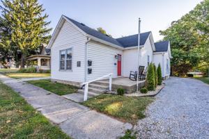 featured image of 919 N Lebanon St #1