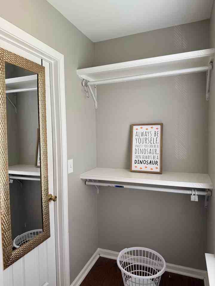 3555 Burkland Dr - Photo 5 of 11