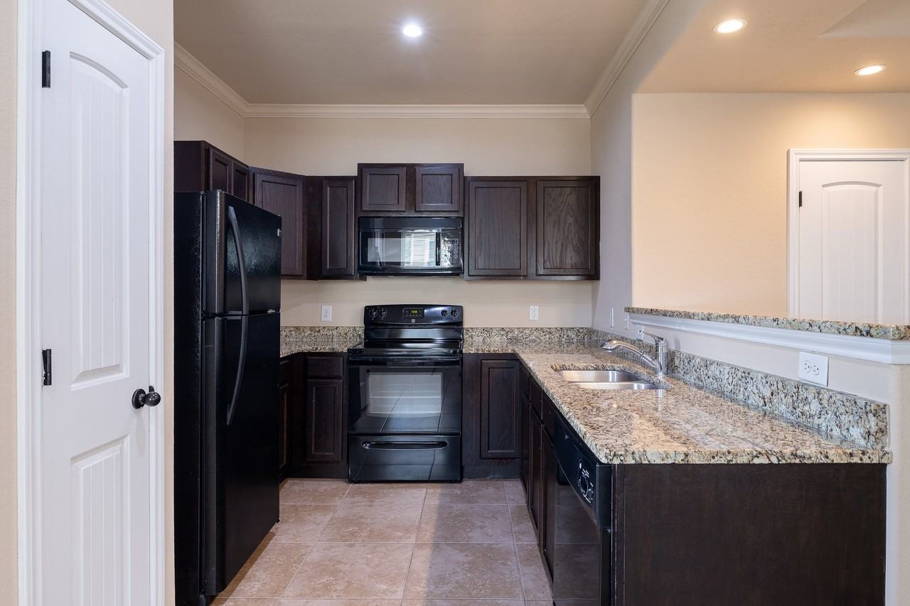 7007 Micayla Cv #101 - Photo 5 of 16