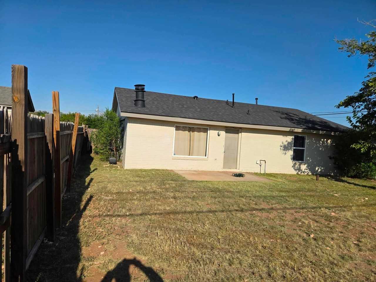604 Beckley Dr - Photo 3 of 30