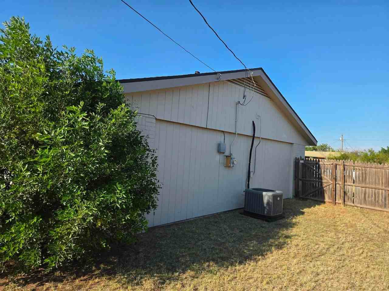 604 Beckley Dr - Photo 6 of 30