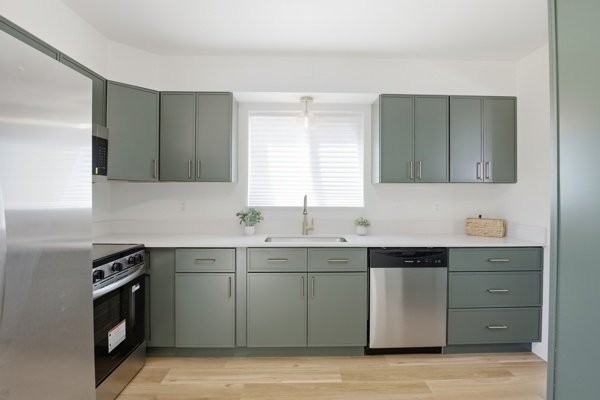 2021 Woodburn St #2023 - Photo 7 of 11
