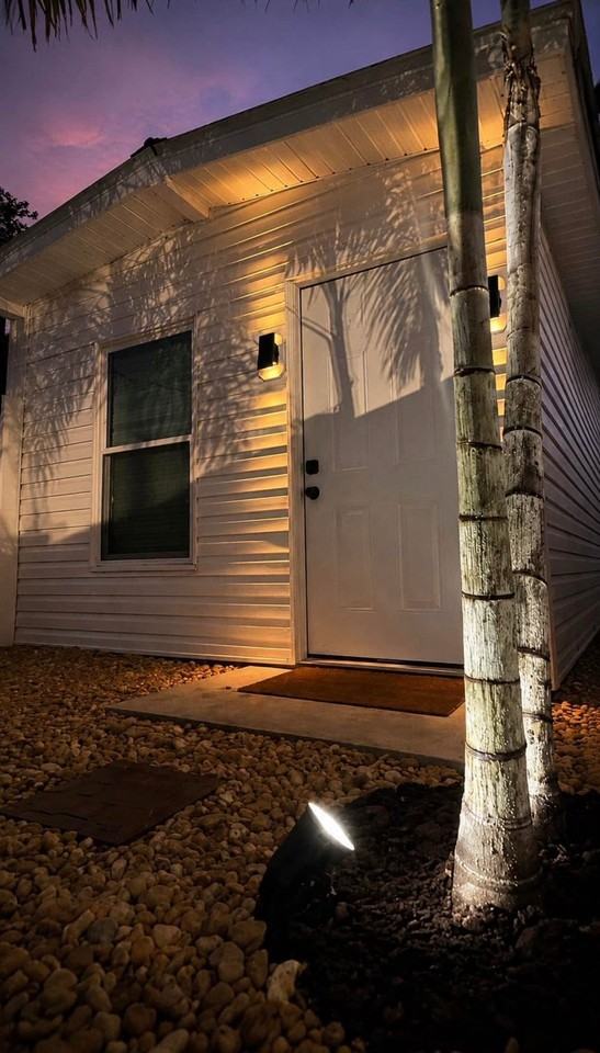 7022 Flint Dr #B - Photo 4 of 21