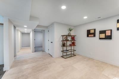 1548 E Kings Row Dr #1 - Photo 6 of 15