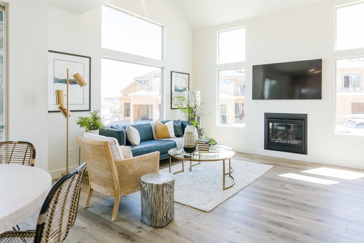 2057 N Harvest Village Ln - Photo 5 of 14