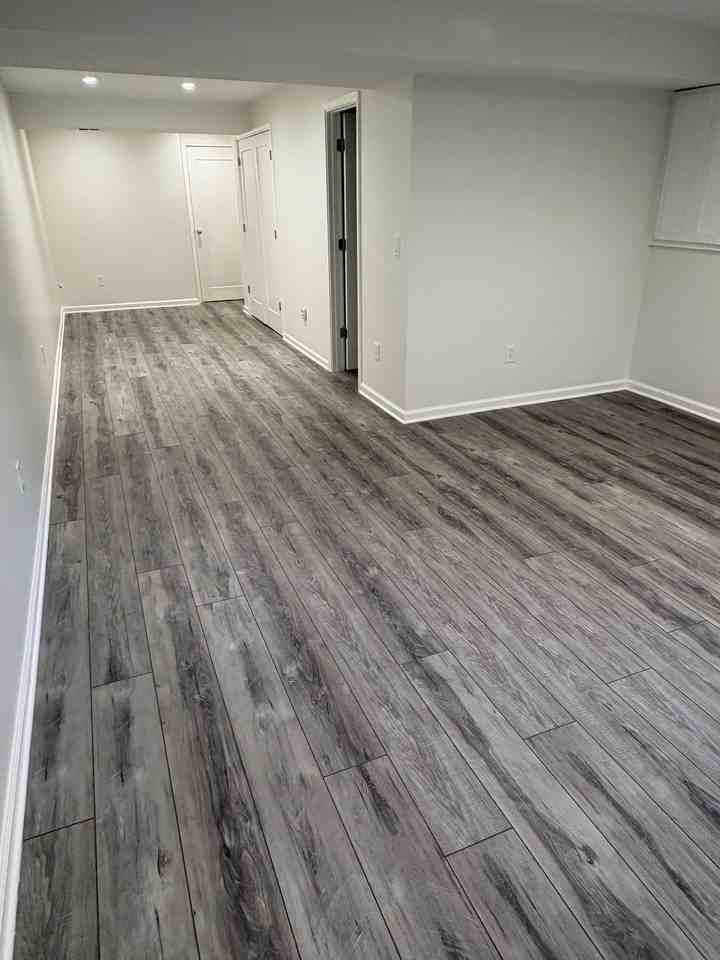 9742 N Lewis Ave - Photo 7 of 20