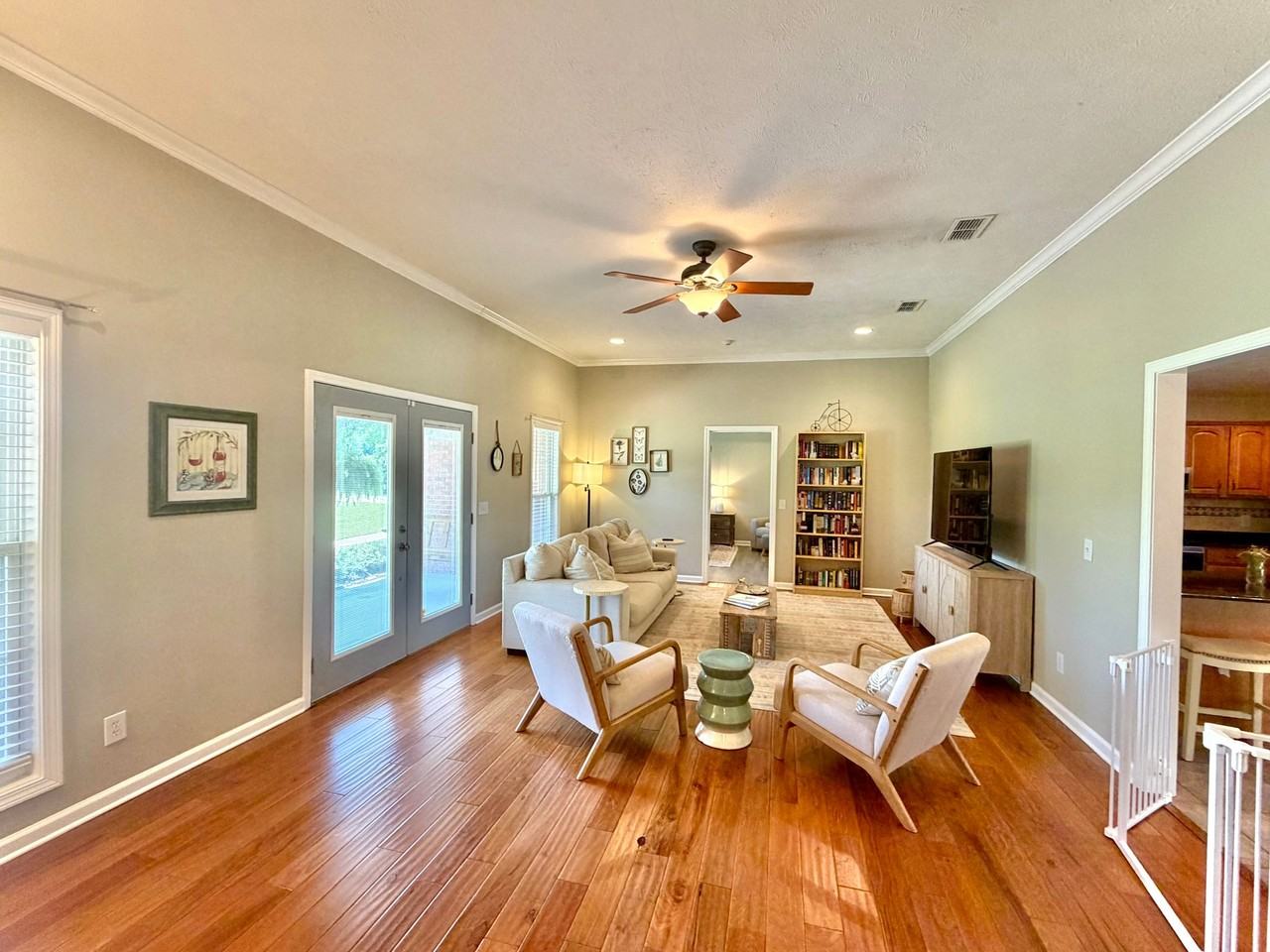 961 Phillips Hill Rd - Photo 4 of 17