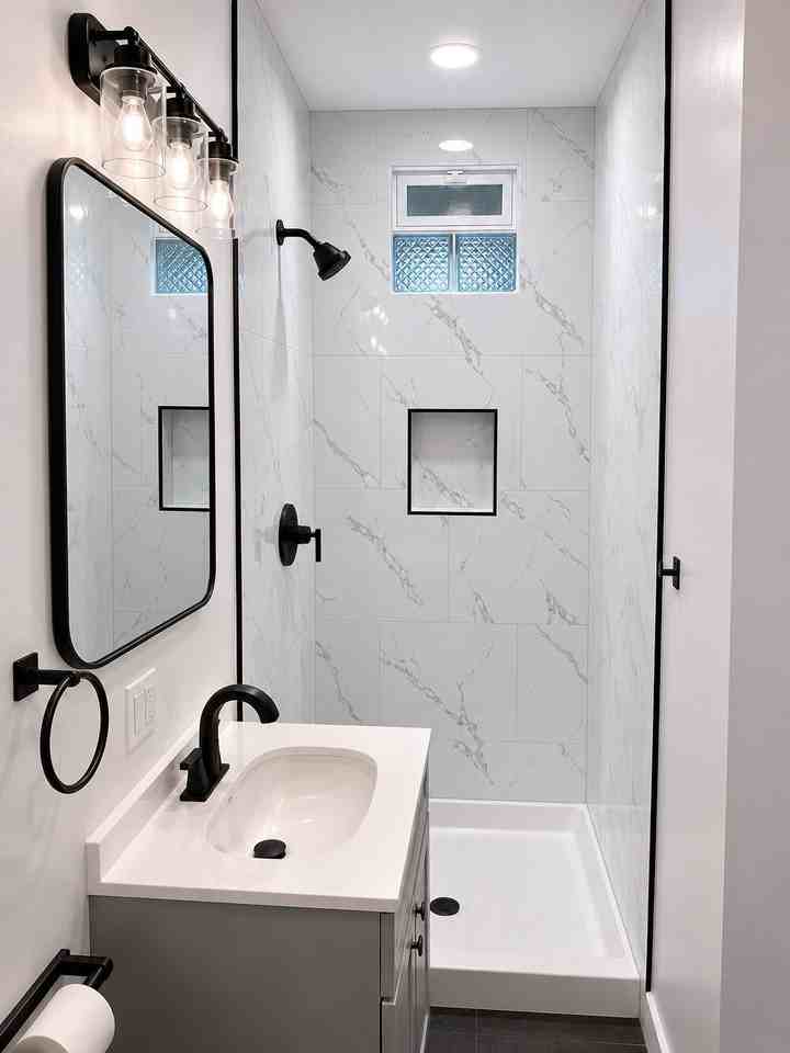 6837 S East End Ave #1 - Photo 2 of 6