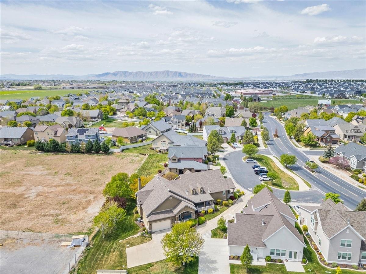 1747 W Little Willow Cv - Photo 3 of 19