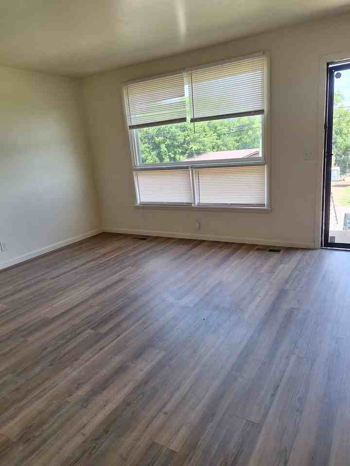 3230 Spears Rd - Photo 4 of 4