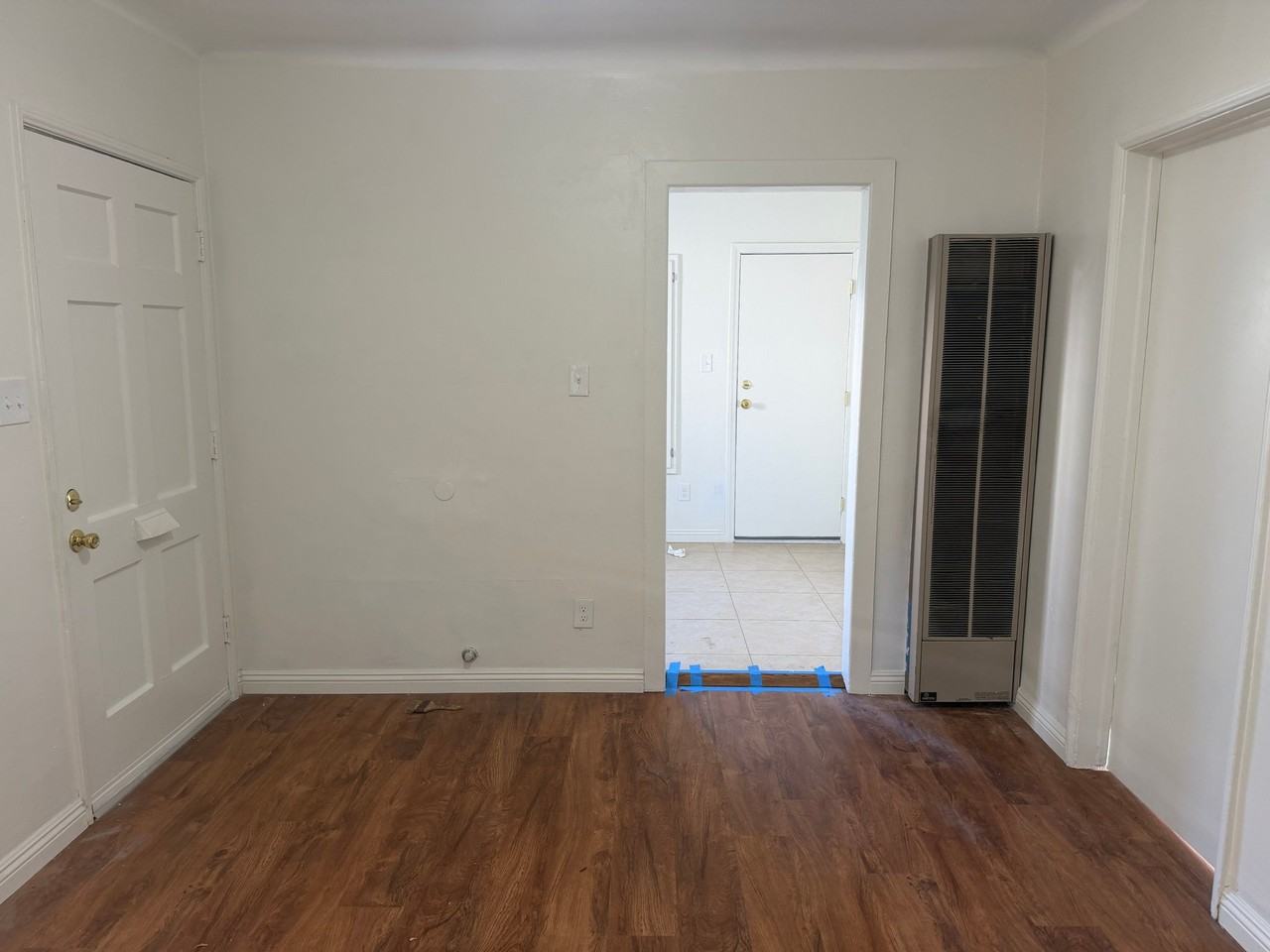 6811 1/2 Chanslor Ave - Photo 7 of 18