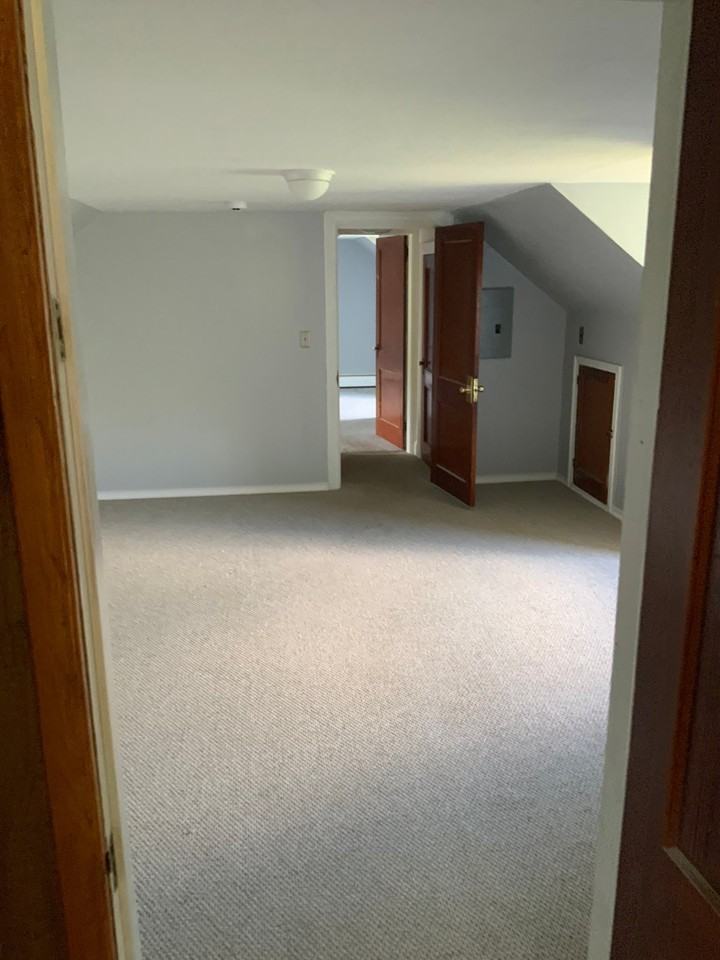 106 Tripp Hollow Rd - Photo 3 of 19
