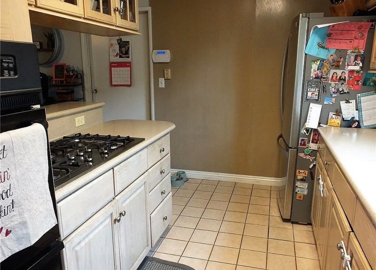 6012 Santa Barbara Ave - Photo 4 of 5
