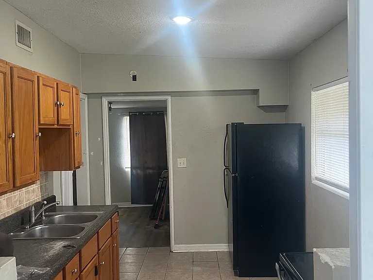 113 Country Club Cir - Photo 3 of 5