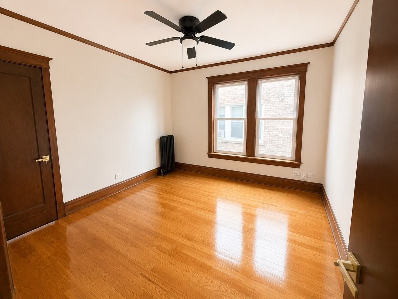 6839 S East End Ave #2S - Photo 5 of 7