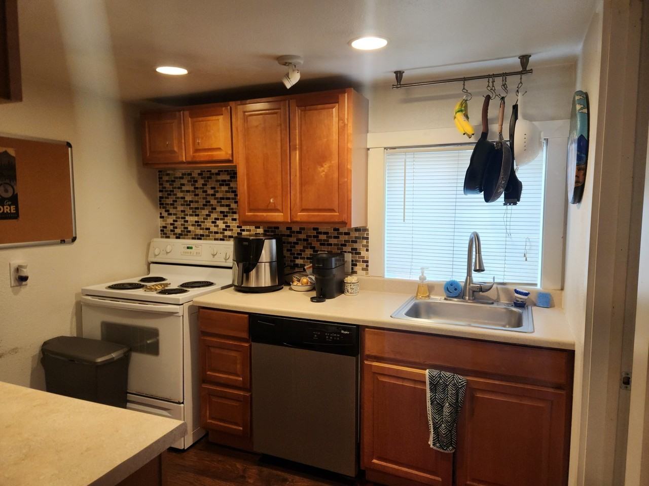 4845 Delridge Way Sw #C - Photo 4 of 14