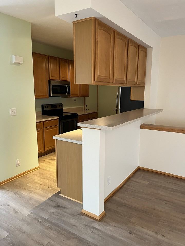 2517 Sandhutton Ave - Photo 5 of 12