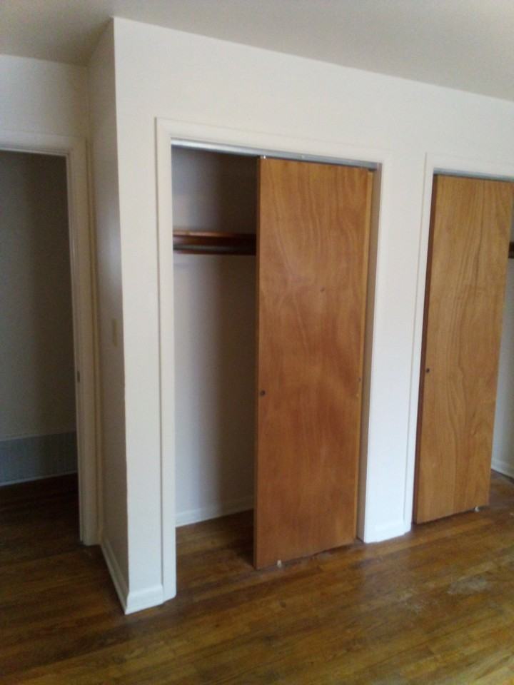 1644 Elmer St #2 - Photo 3 of 11