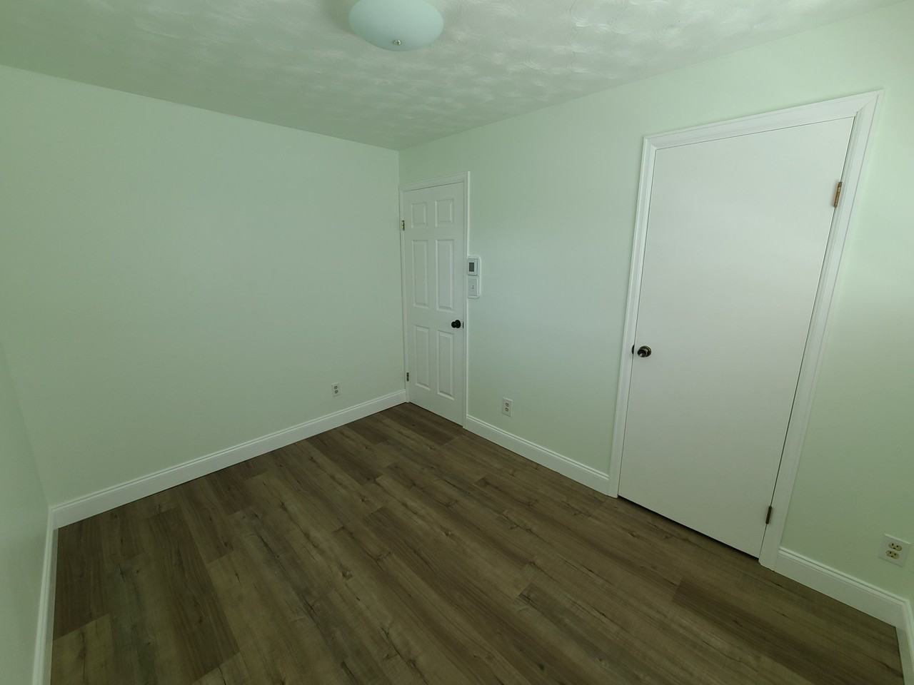719 Pear St - Photo 7 of 10