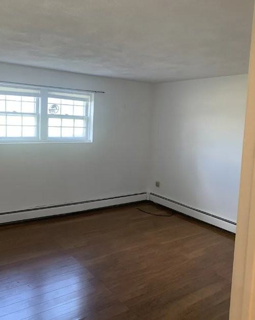 135 Willard St - Photo 4 of 5