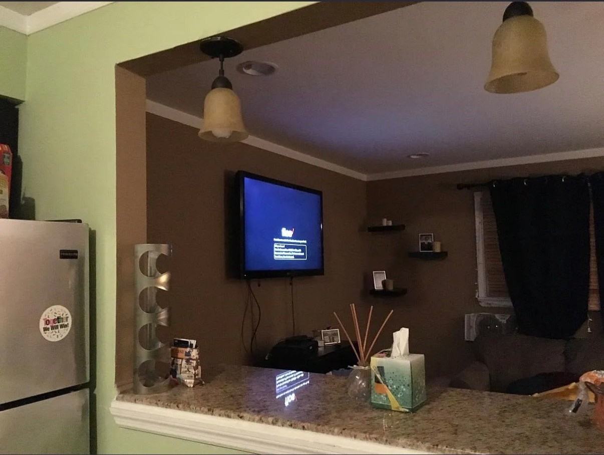 19 Linden Ave #2 - Photo 3 of 4
