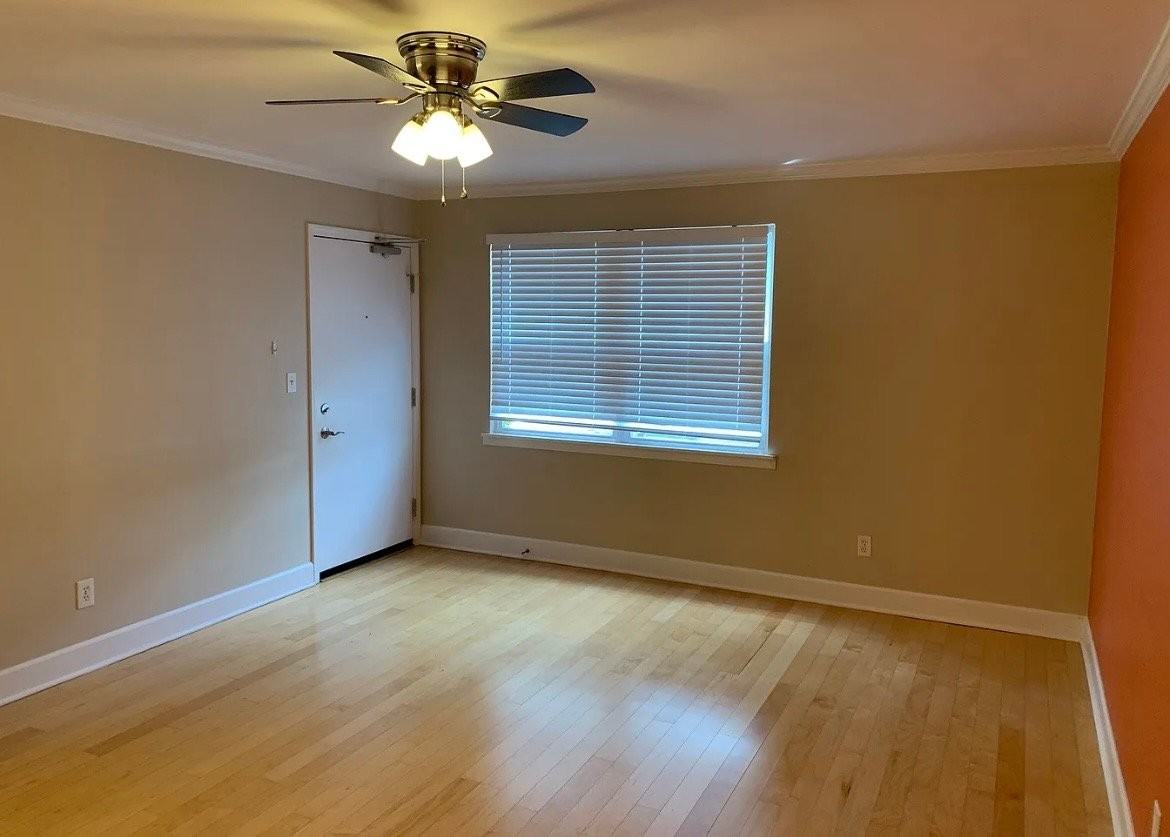1397 Broadview Ave #8 - Photo 4 of 19