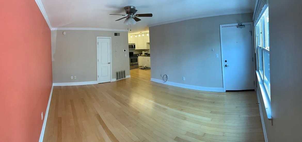 1397 Broadview Ave #8 - Photo 6 of 19