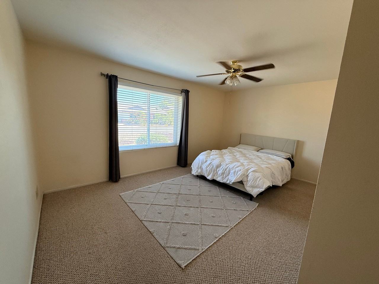 4335 W Michelle Dr - Photo 2 of 15