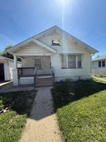 featured image of 722 S 16th St