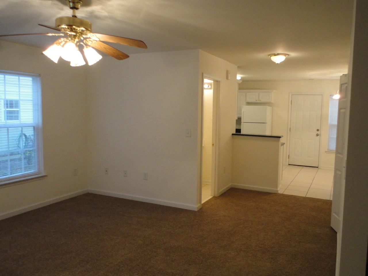 621A 5th Ave S - Photo 5 of 6