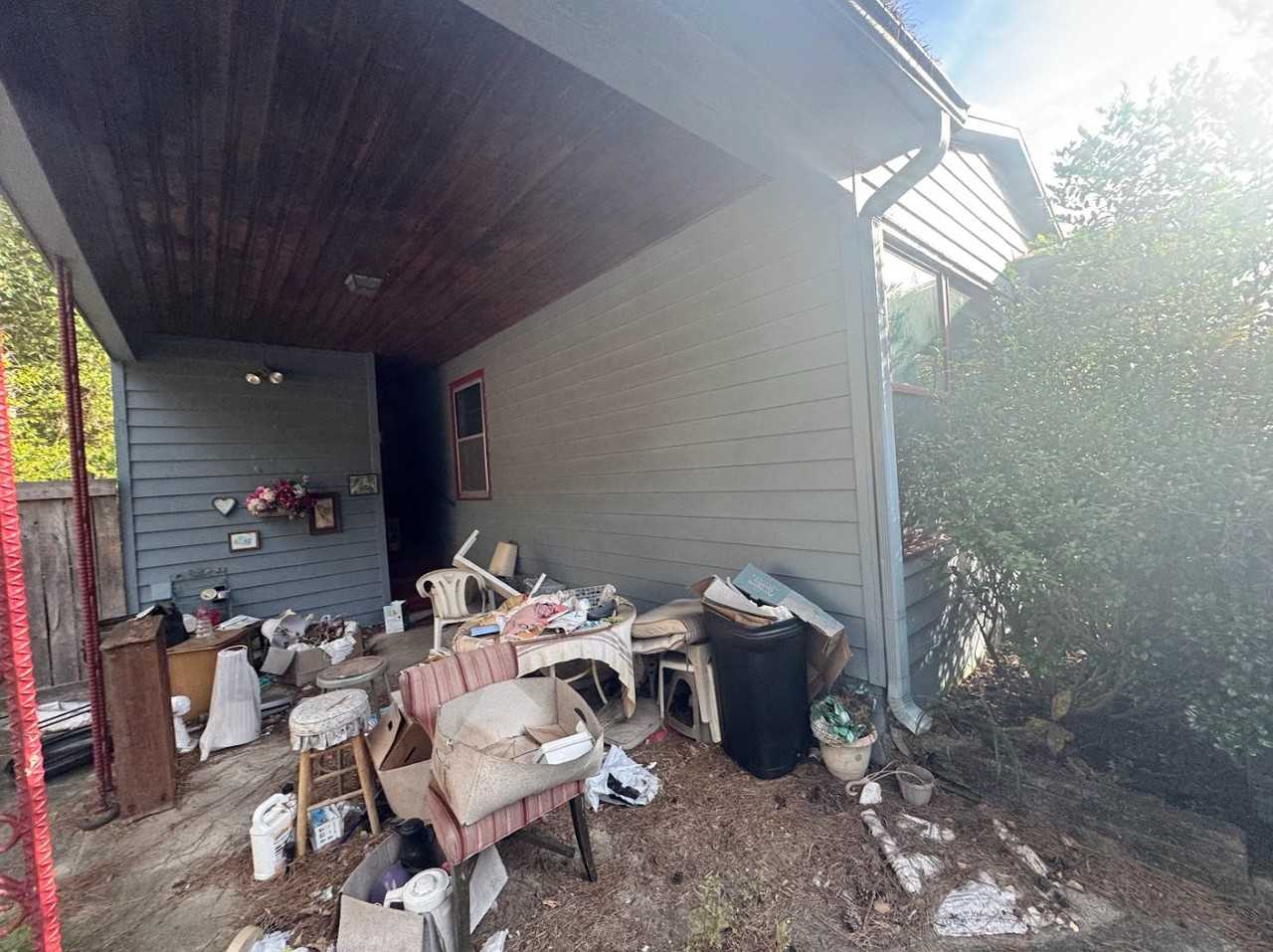 208 Carol Dr - Photo 7 of 10