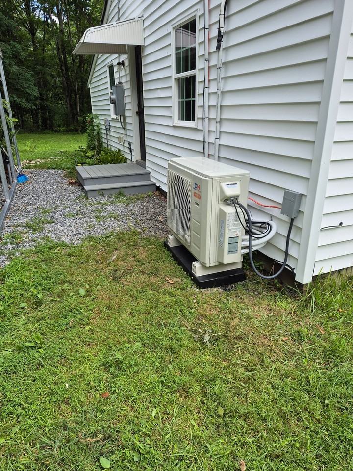 31497 Russel Rd - Photo 3 of 4