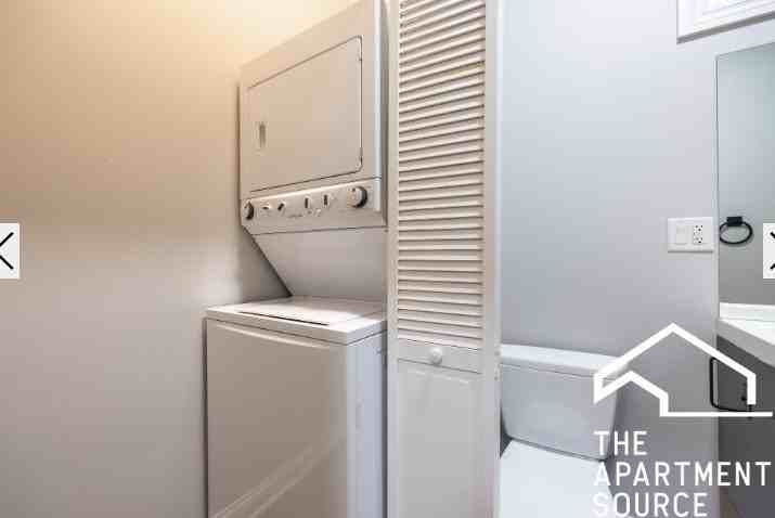 1760 W Montrose Ave #3 - Photo 7 of 15
