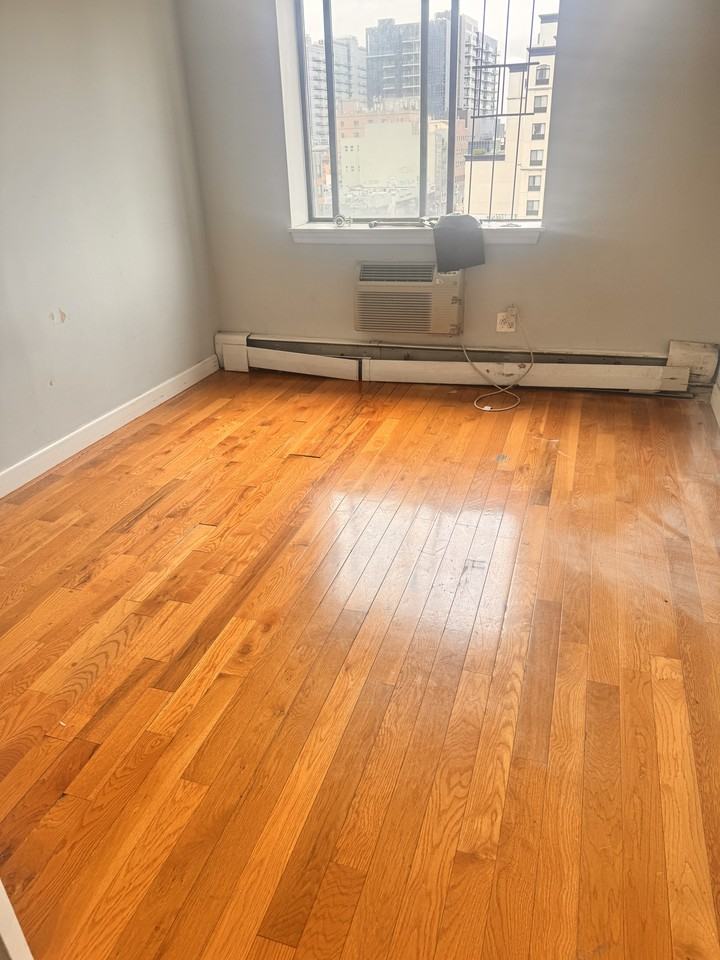 137-02 Northern Boulevard #8G - Photo 3 of 14