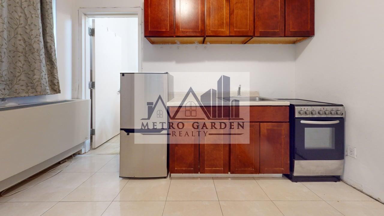 102-02 Queens Boulevard #1A - Photo 5 of 13