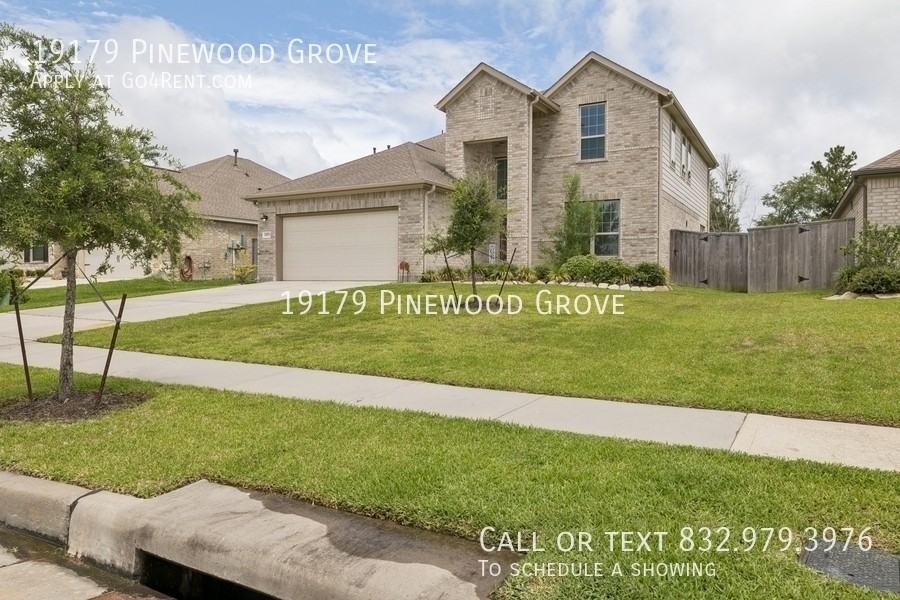 19179 Pinewood Grove Trl - Photo 2 of 27