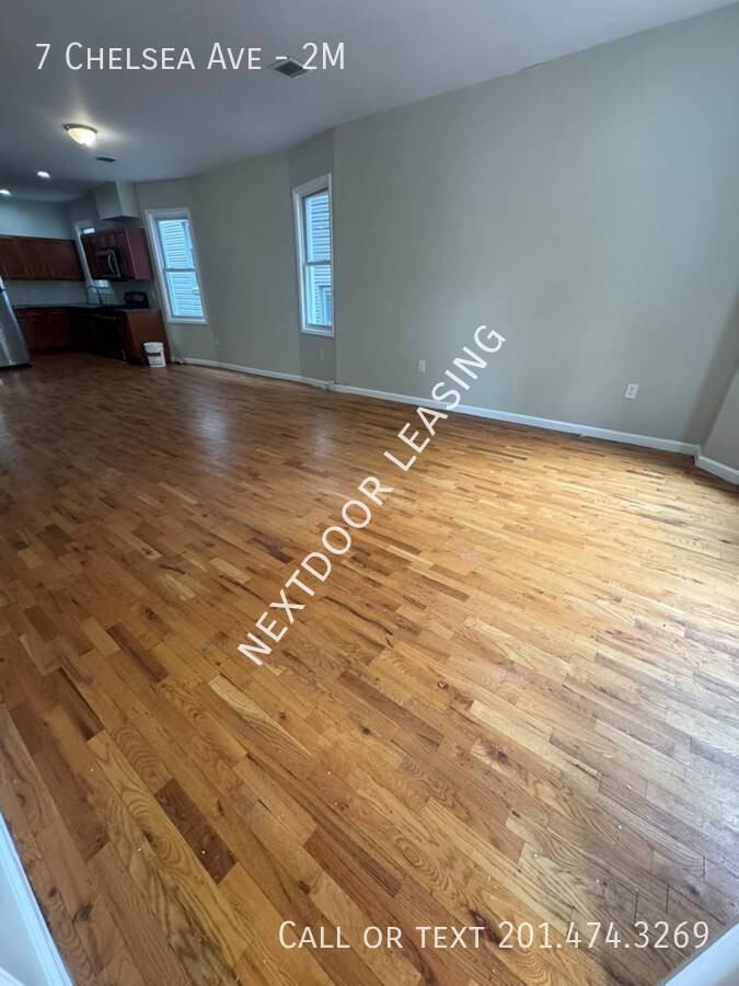 7 Chelsea Ave #2M - Photo 4 of 8