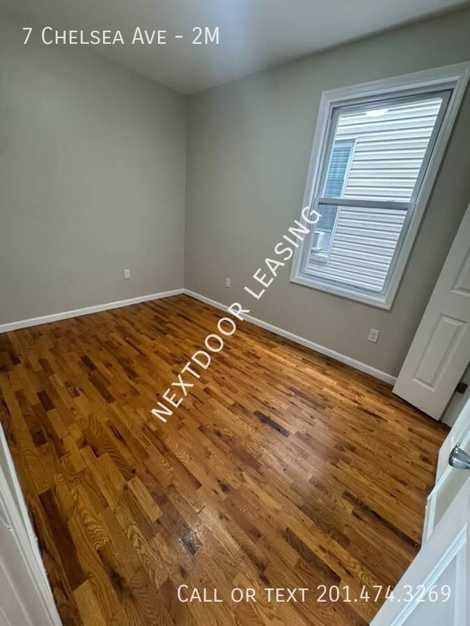 7 Chelsea Ave #2M - Photo 7 of 8