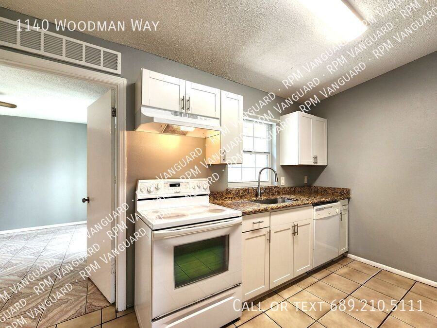 1140 Woodman Way - Photo 5 of 16