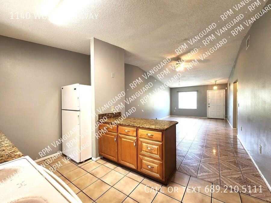 1140 Woodman Way - Photo 6 of 16