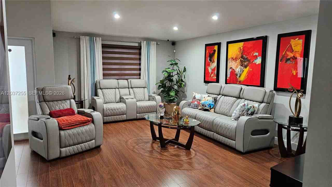 17124 Sw 143rd Pl #NA - Photo 2 of 20