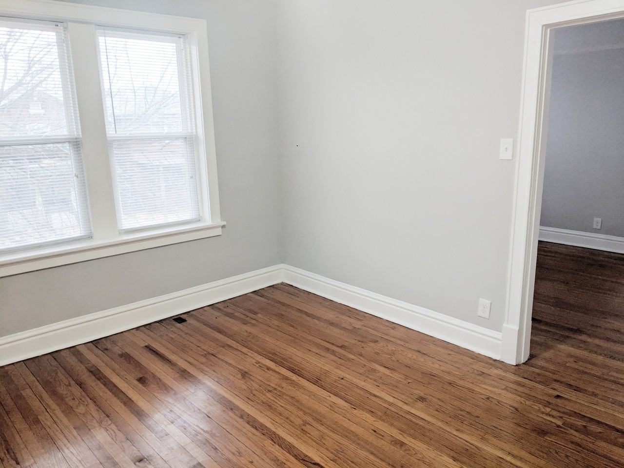 3704 Hereford St #2N - Photo 4 of 8