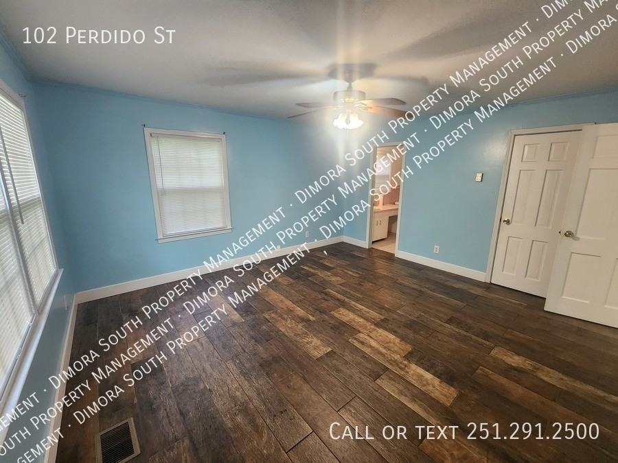 102 Perdido St - Photo 3 of 17