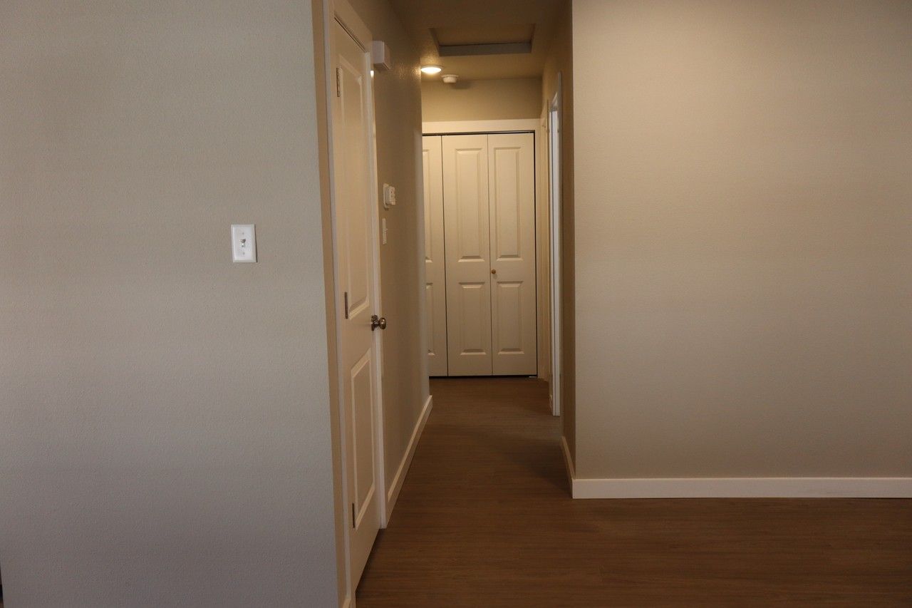 1120 Seals St #D - Photo 6 of 6