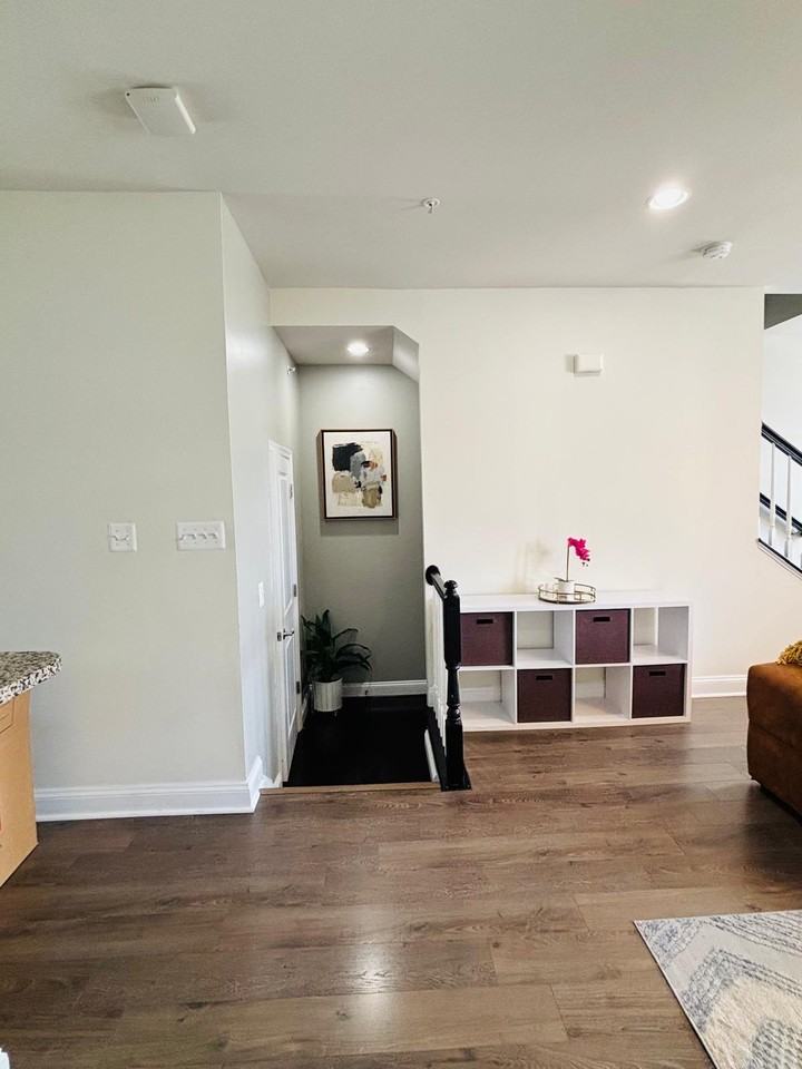 519 Roszel Way #0 - Photo 4 of 24